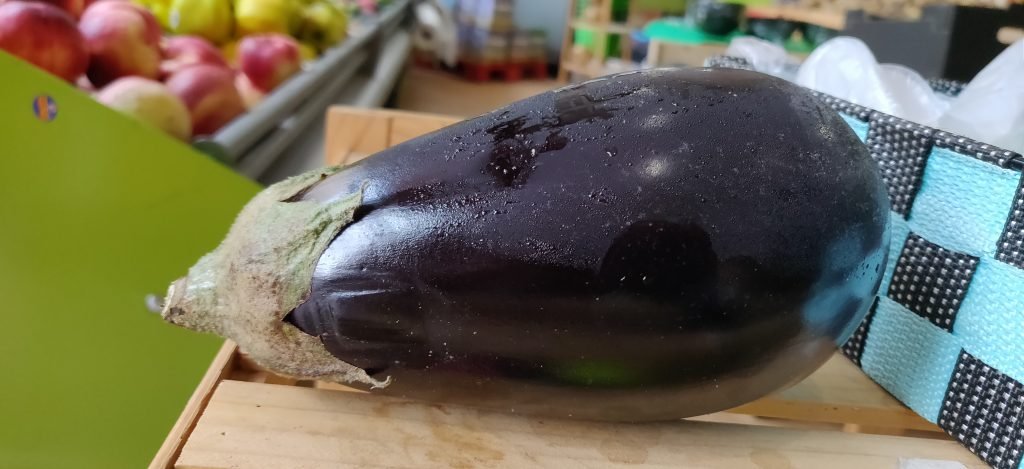 tamaño de una berenjena grande en león