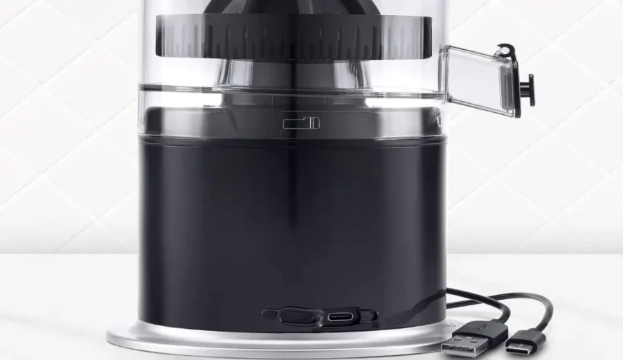 Ufesa Squeeze & Go cargador por usb